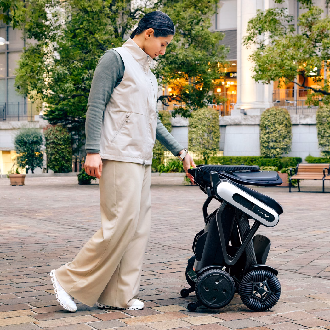 Push and Roll to Transport