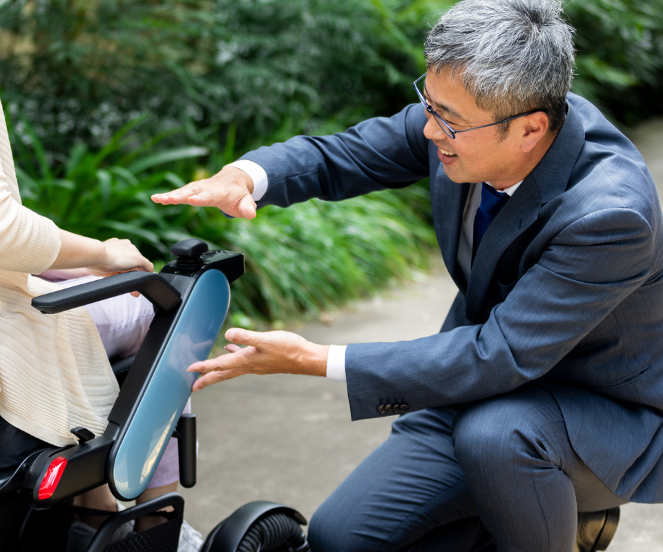 ウィルのハンドル型 | 近距離モビリティ 電動車椅子
