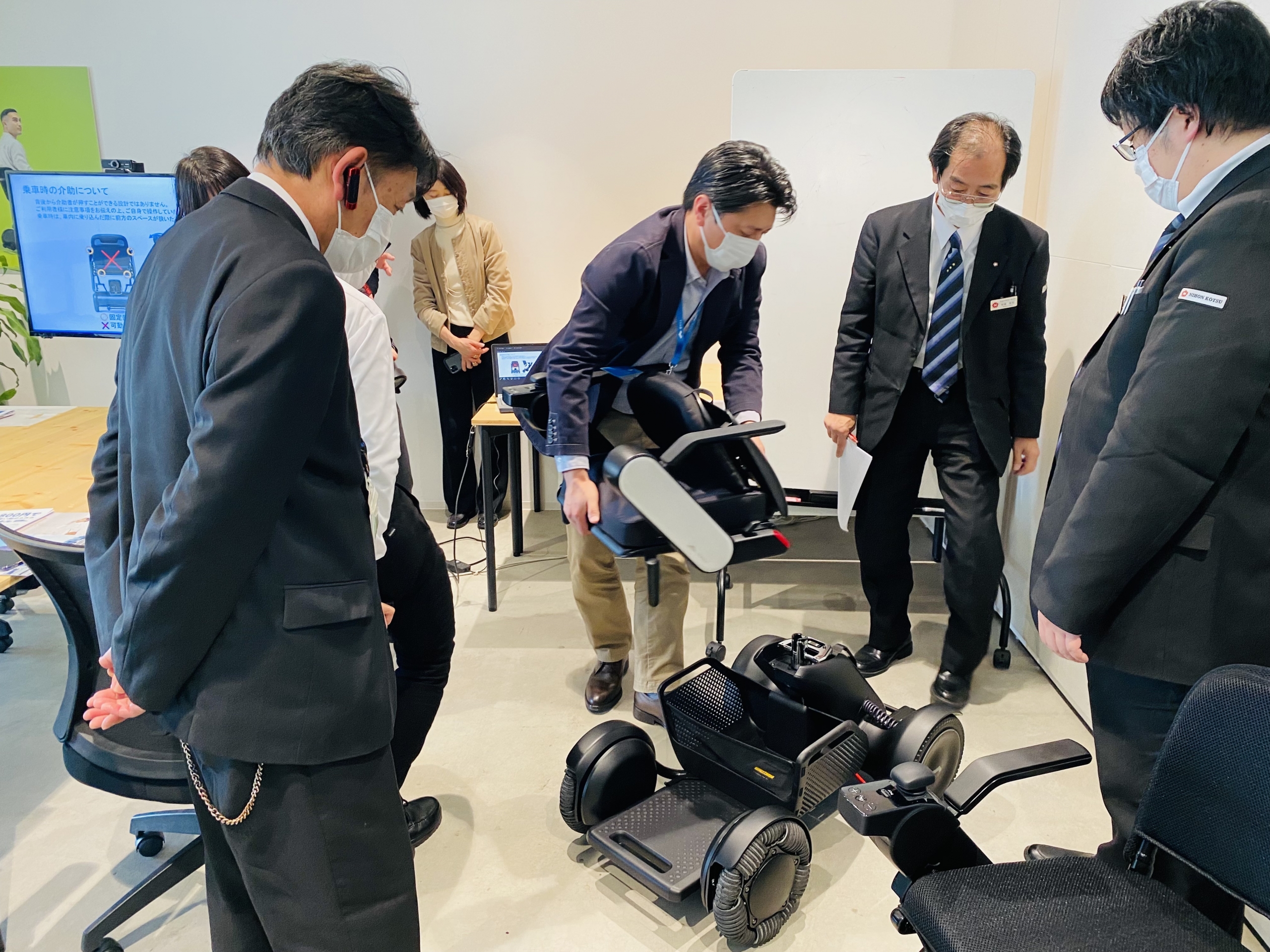 プレスリリース＞日本交通EDS「サポートタクシー」×近距離モビリティ